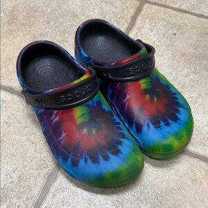 CROCS Vibrant Tie-Dye Mules